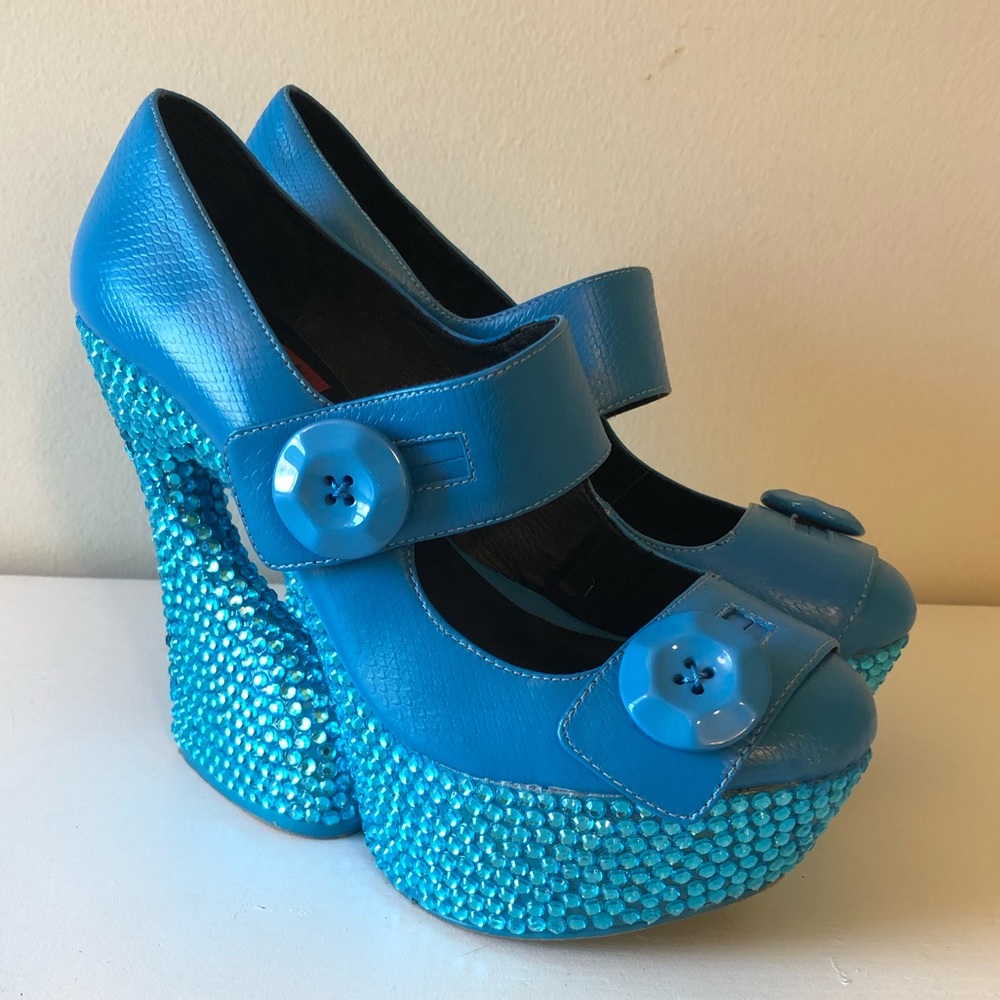 STAR STUDDED BLUE LAGOO MARY JANE HEEL SZ 8